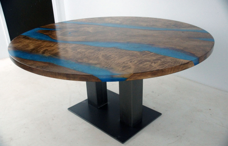 Stained Maple Round Table With Blue Resin And Stones
